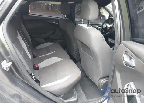 2016 Ford Focus St from USA, damaged, VIN 1FADP3L96GL376435